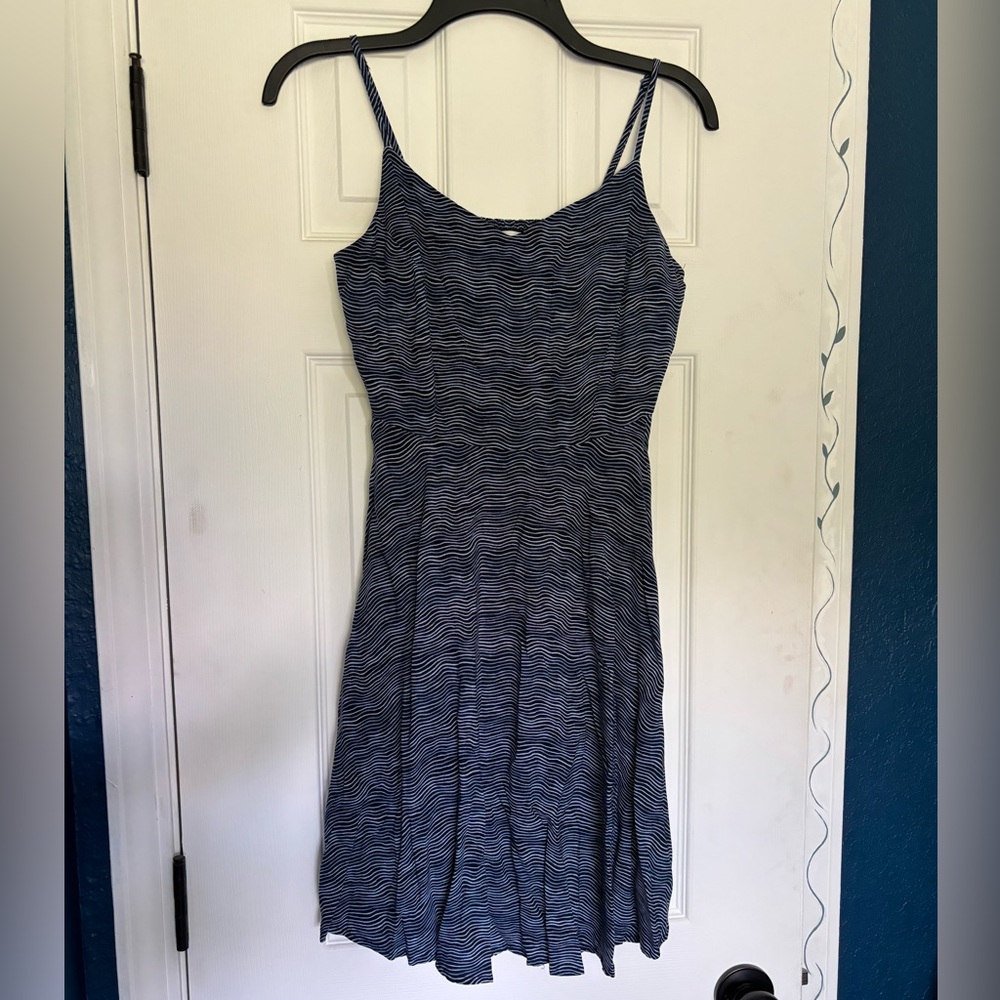 Old Navy, Women’s Wavy Skater Mini Dress